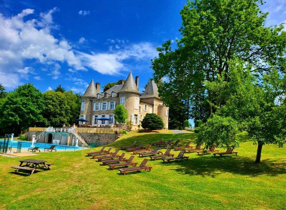 Chateau Le Mialaret Neuvic  Εξωτερικό φωτογραφία