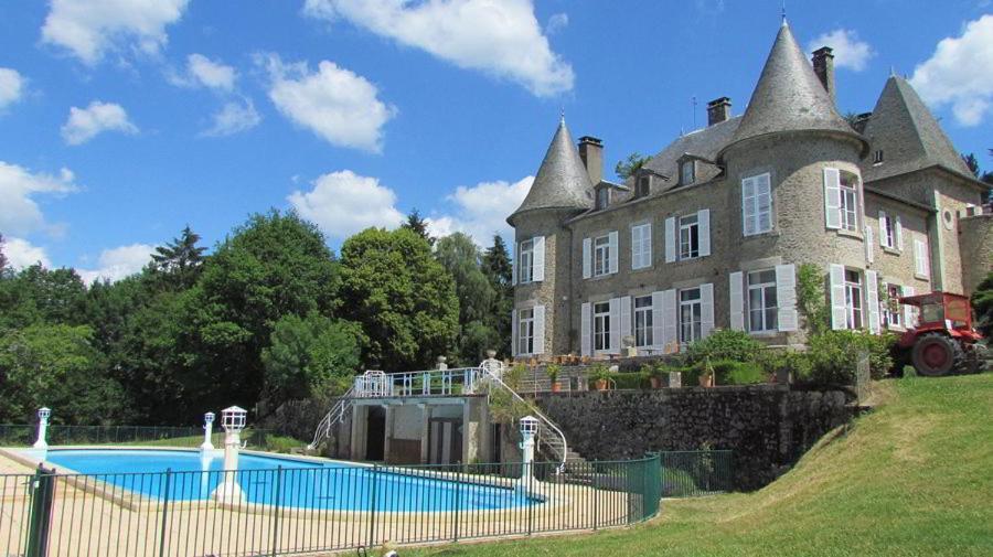 Chateau Le Mialaret Neuvic  Εξωτερικό φωτογραφία