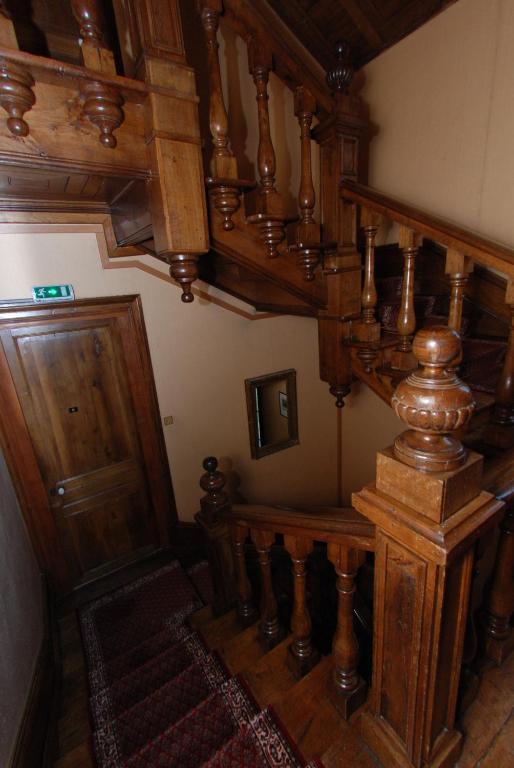 Chateau Le Mialaret Neuvic  Εξωτερικό φωτογραφία